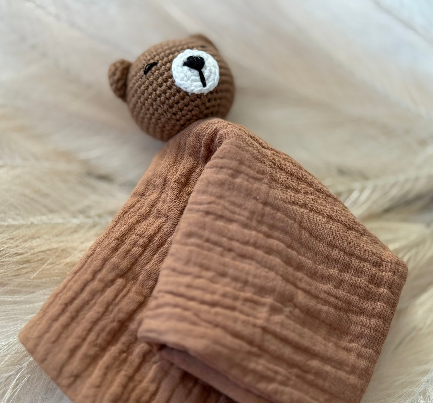 Crochet Bear Baby Comforter | Chocolate